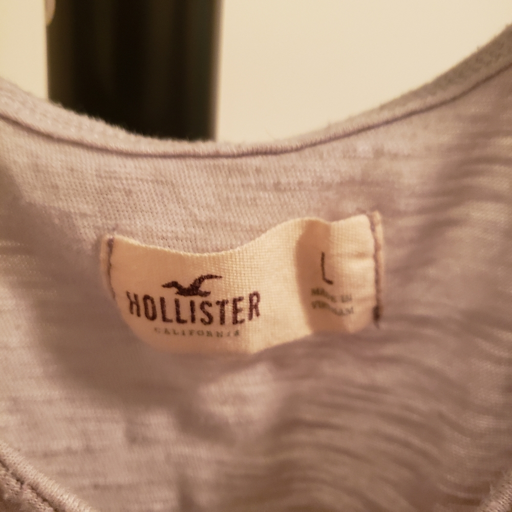 ☘5/$25~Hollister Ruffled Tank Top - Picture 4 of 5